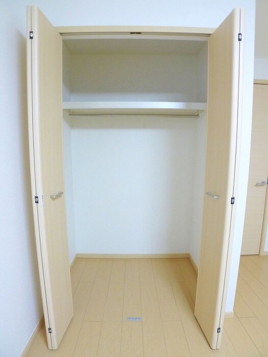 物件内観写真10　(収納)