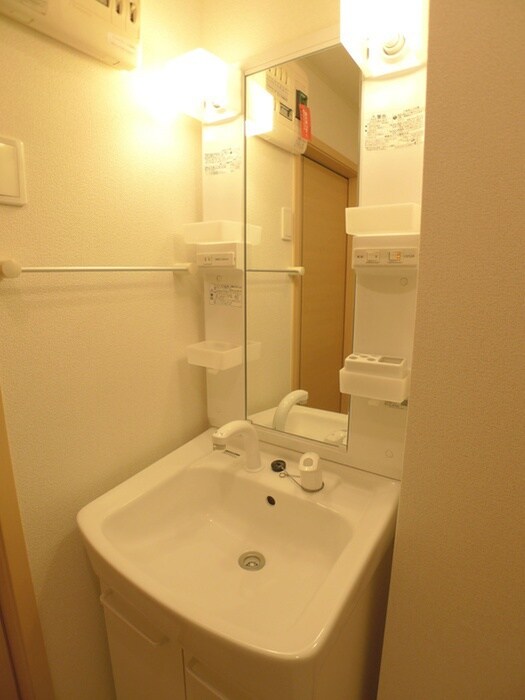 物件内観写真13　(洗面)