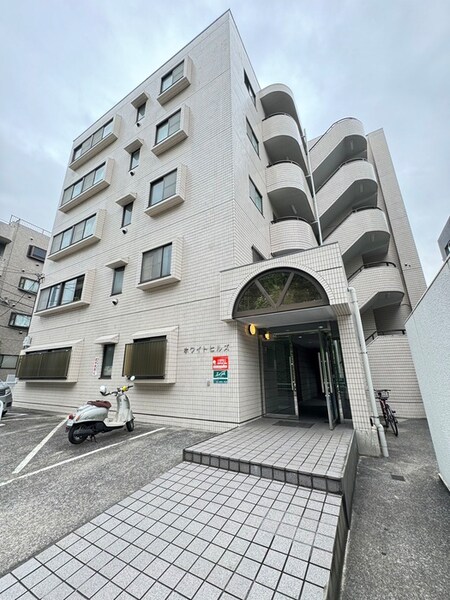 ホワイトヒルズ外観写真