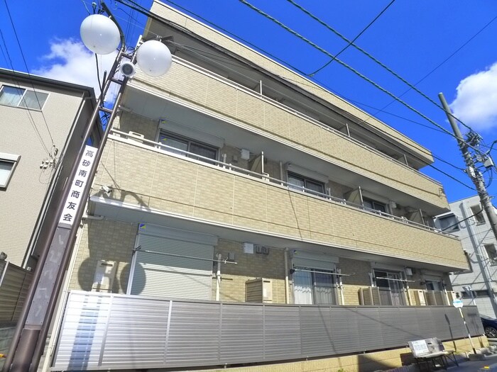 物件外観写真1　(外観写真)