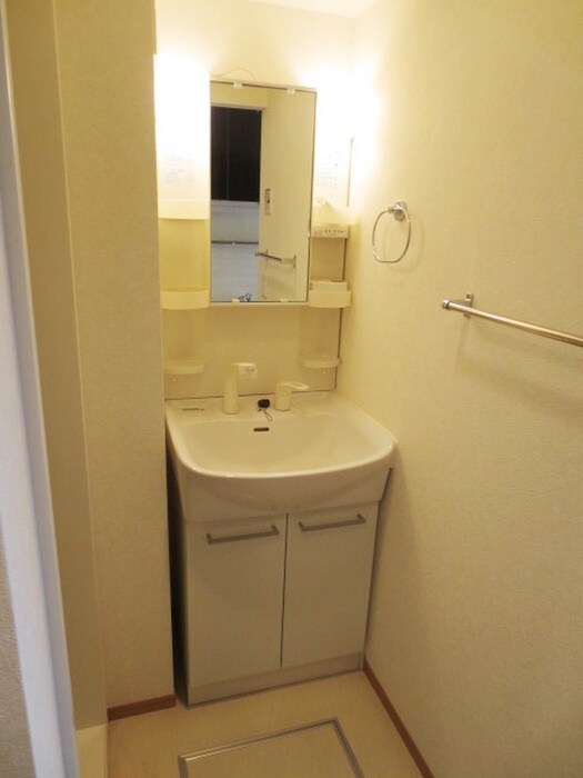 物件内観写真12　(洗面)