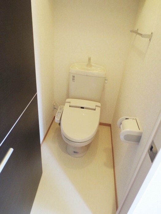 物件内観写真14　(トイレ)