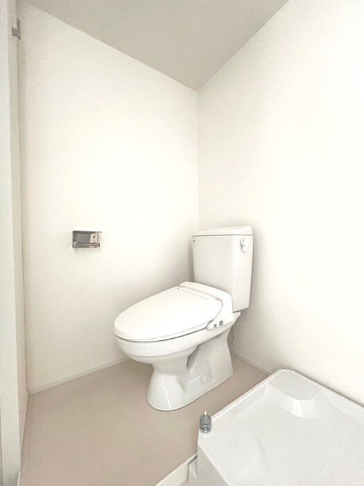 物件内観写真13　(トイレ)