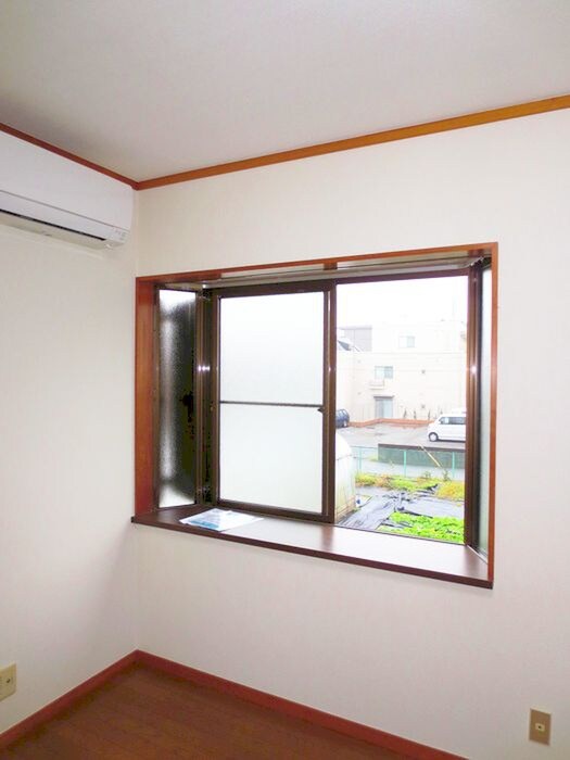 物件内観写真9　(居室)