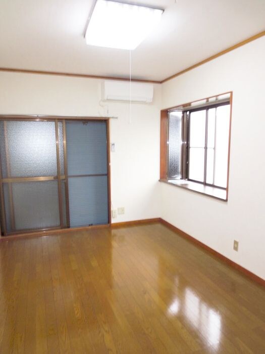 物件内観写真10　(居室)