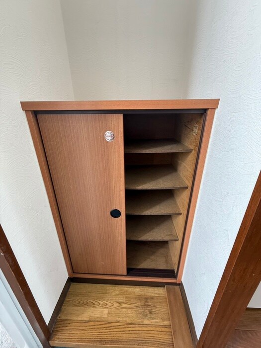 物件内観写真18　(靴箱)