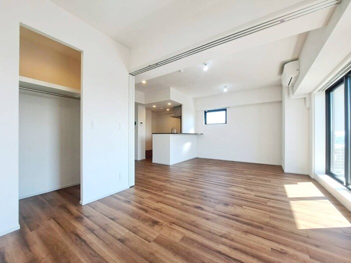 物件内観写真8　(内観写真)