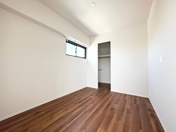 物件内観写真9　(居室)