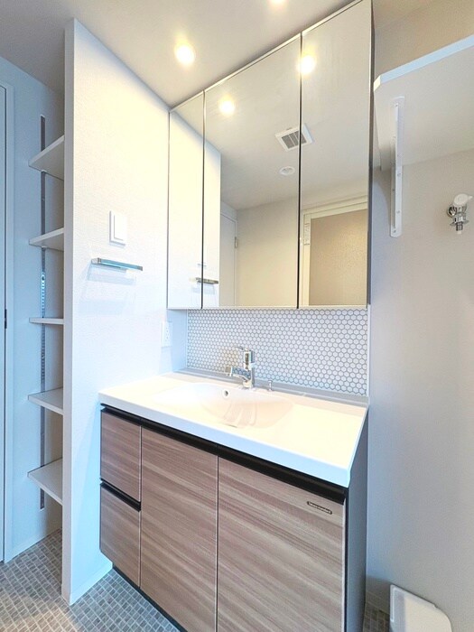 物件内観写真13　(洗面)