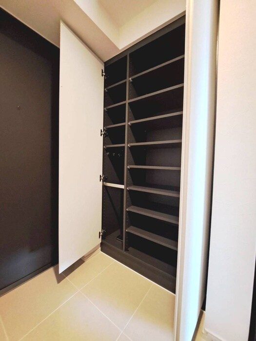 物件内観写真14　(靴箱)