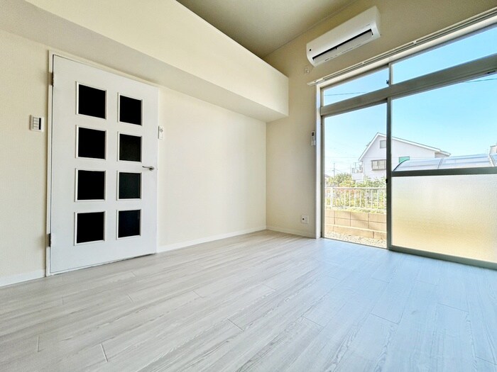 物件内観写真10　(居室)