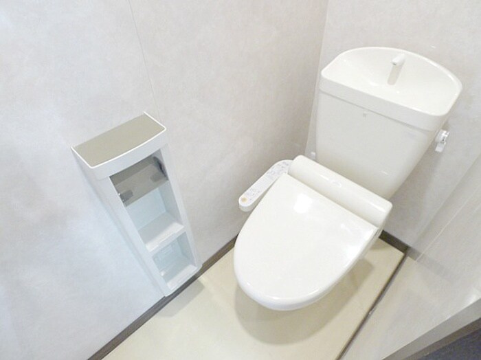 物件内観写真16　(トイレ)