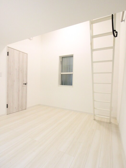 物件内観写真10　(居室)