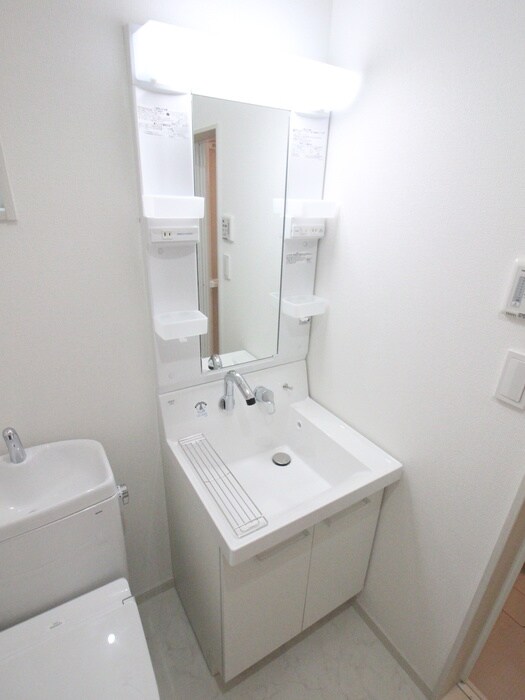 物件内観写真15　(洗面)