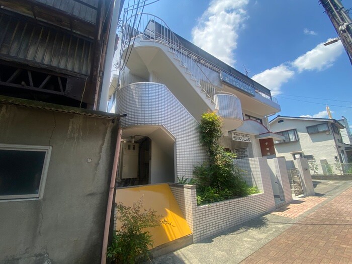 物件外観写真2　(外観写真)