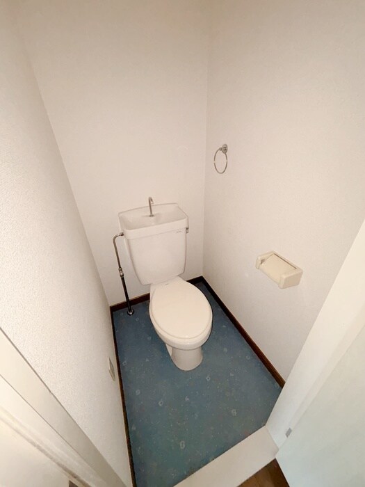 物件内観写真12　(トイレ)