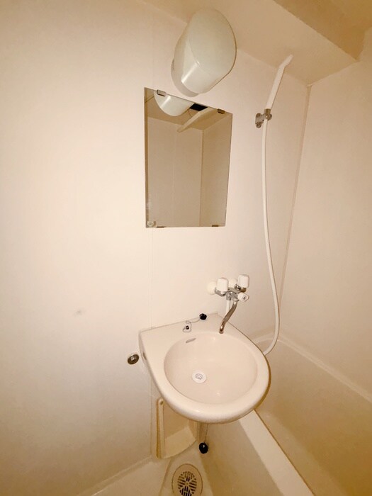 物件内観写真13　(洗面)