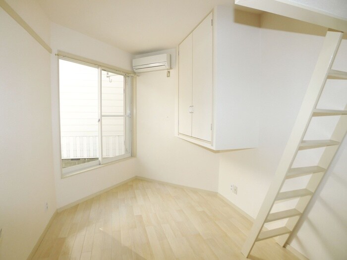 物件内観写真15　(居室)