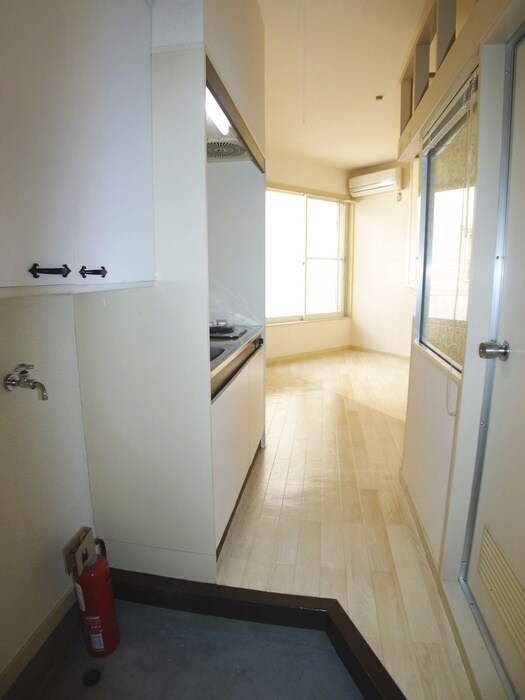 物件内観写真16　(廊下)