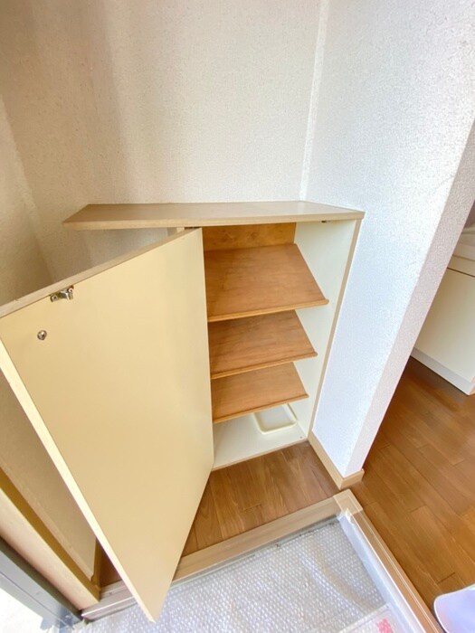 物件内観写真19　(靴箱)