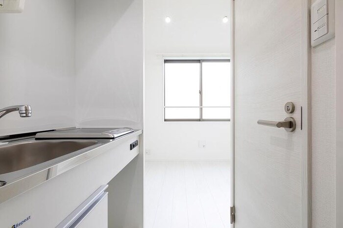 物件内観写真14　(廊下)