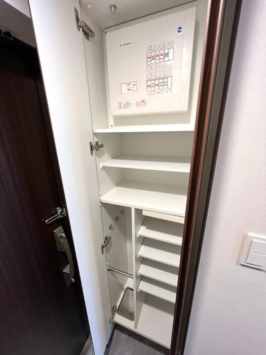 物件内観写真19　(靴箱)