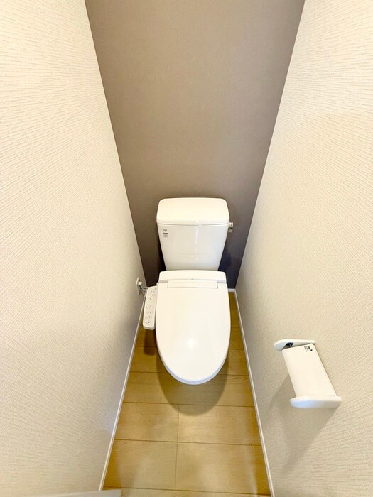 物件内観写真11　(トイレ)