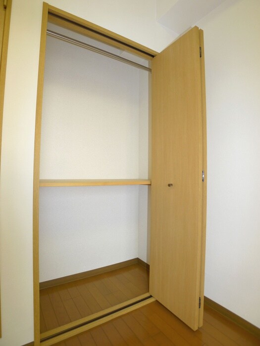 物件内観写真10　(収納)