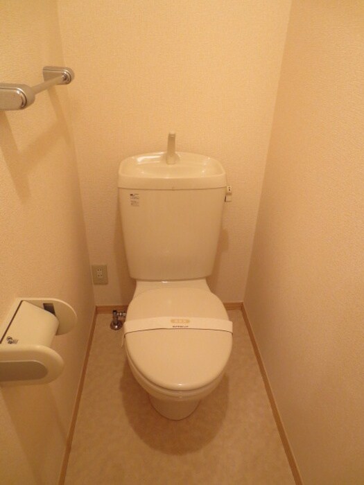 物件内観写真9　(トイレ)