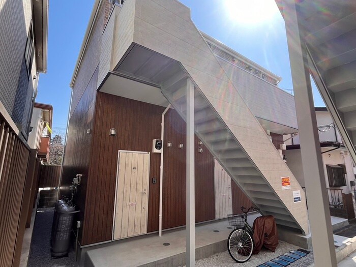 物件外観写真2　(外観写真)