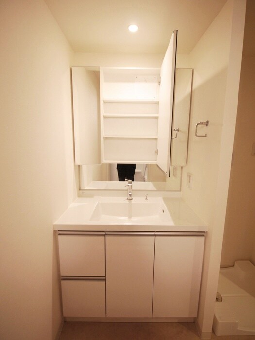 物件内観写真13　(洗面)