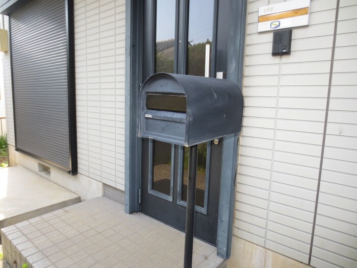 物件外観写真6　(建物設備)