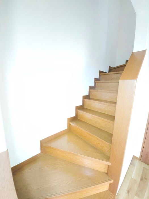 物件内観写真18　(廊下)