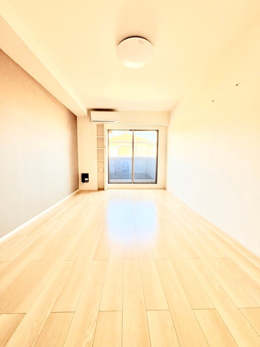 物件内観写真14　(室内からの展望)