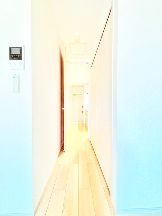 物件内観写真15　(廊下)
