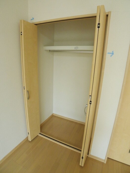 物件内観写真12　(収納)