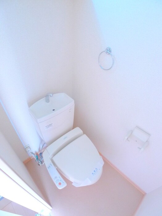 物件内観写真16　(トイレ)