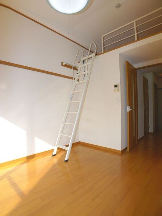 物件内観写真8　(居室)