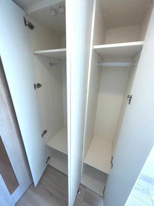 物件内観写真11　(収納)