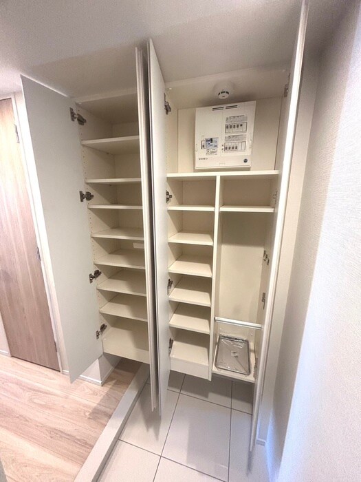 物件内観写真18　(靴箱)
