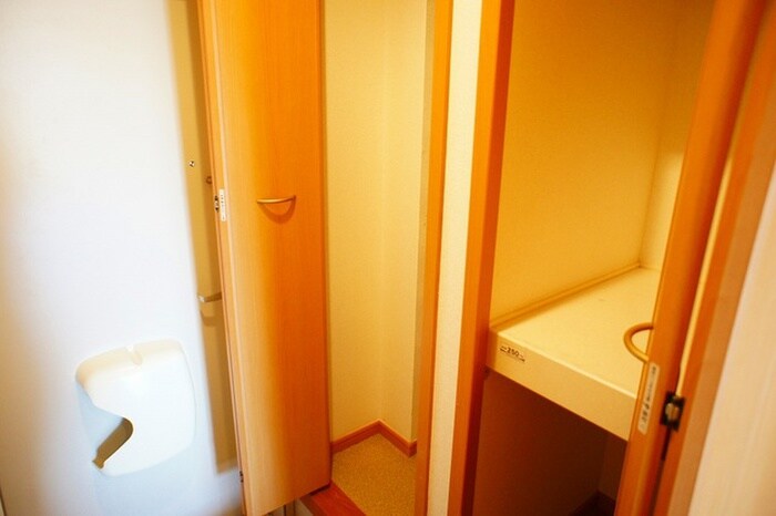 物件内観写真18　(靴箱)