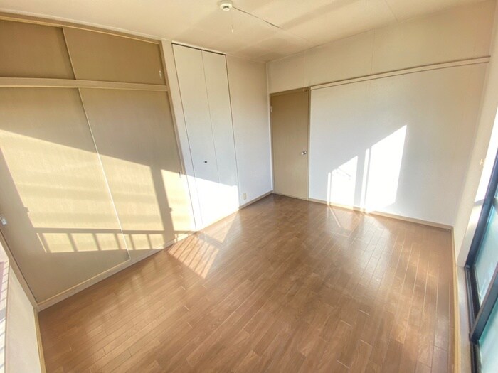 物件内観写真18　(居室)