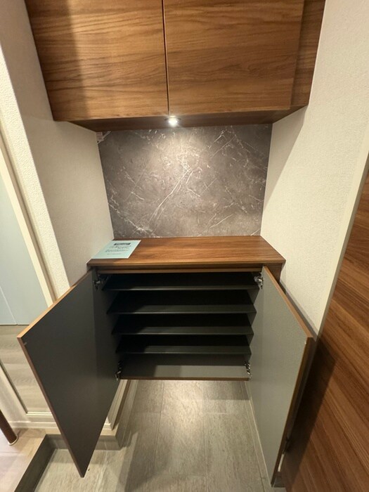 物件内観写真18　(靴箱)