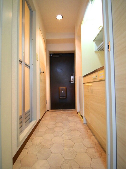 物件内観写真7　(廊下)