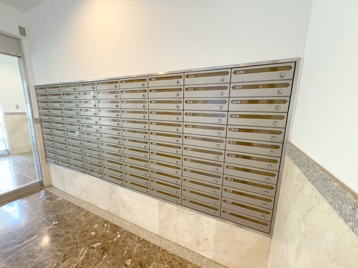 物件外観写真4　(建物設備)