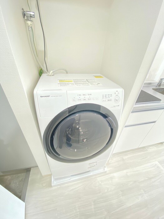 物件内観写真13　(洗濯機置場)