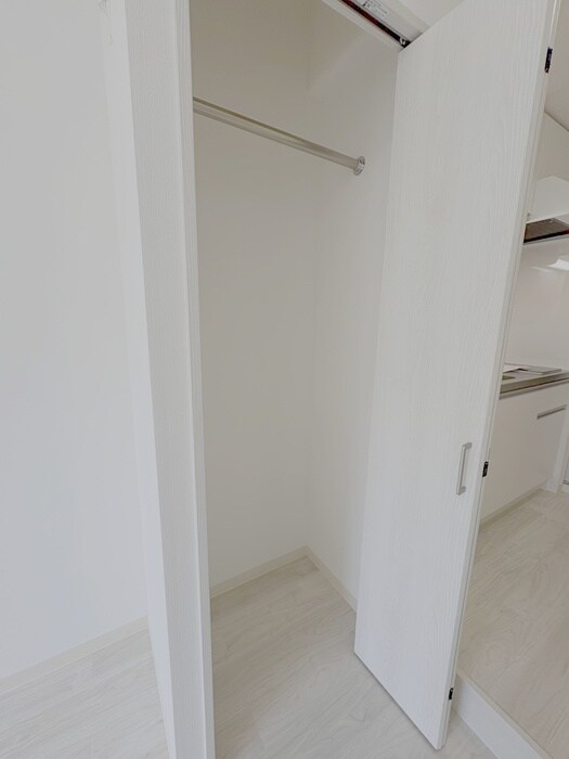 物件内観写真13　(収納)