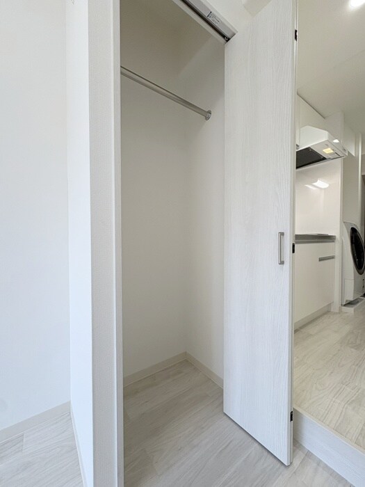 物件内観写真13　(収納)