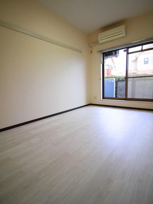 物件内観写真18　(居室)