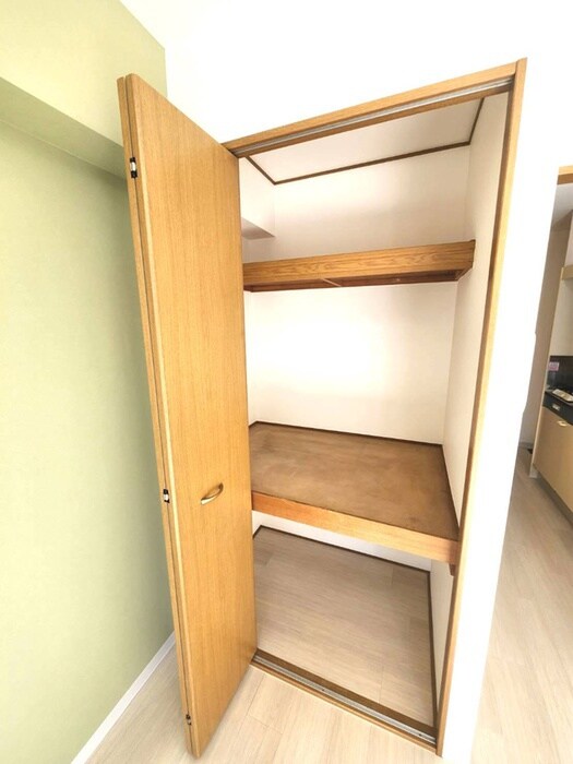 物件内観写真13　(収納)